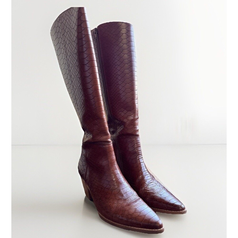 Matisse Truvie Knee-High Tobacco Croc Leather Boots Anthropologie Sz 7